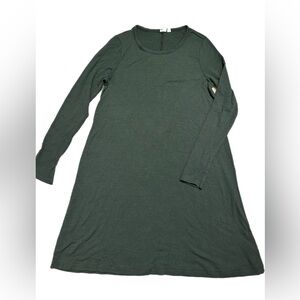Medium Gap dark green long sleeve sweater dress